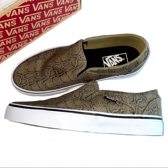 SOLD 💕NIB Vans Asher Slip On Skate Sneaker - Picture 6 of 10